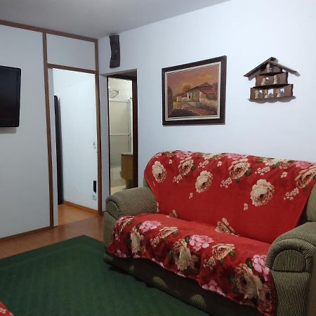 Suites Campos Do Jordao Кампус-ду-Жордан Екстер'єр фото