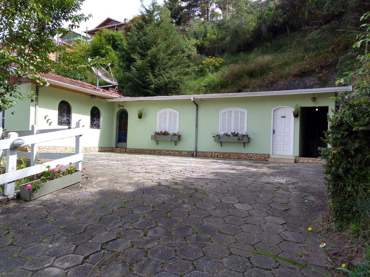 Suites Campos Do Jordao Кампус-ду-Жордан Екстер'єр фото